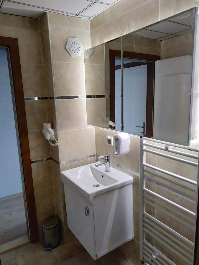 Kb Apart Otel Talas Экстерьер фото